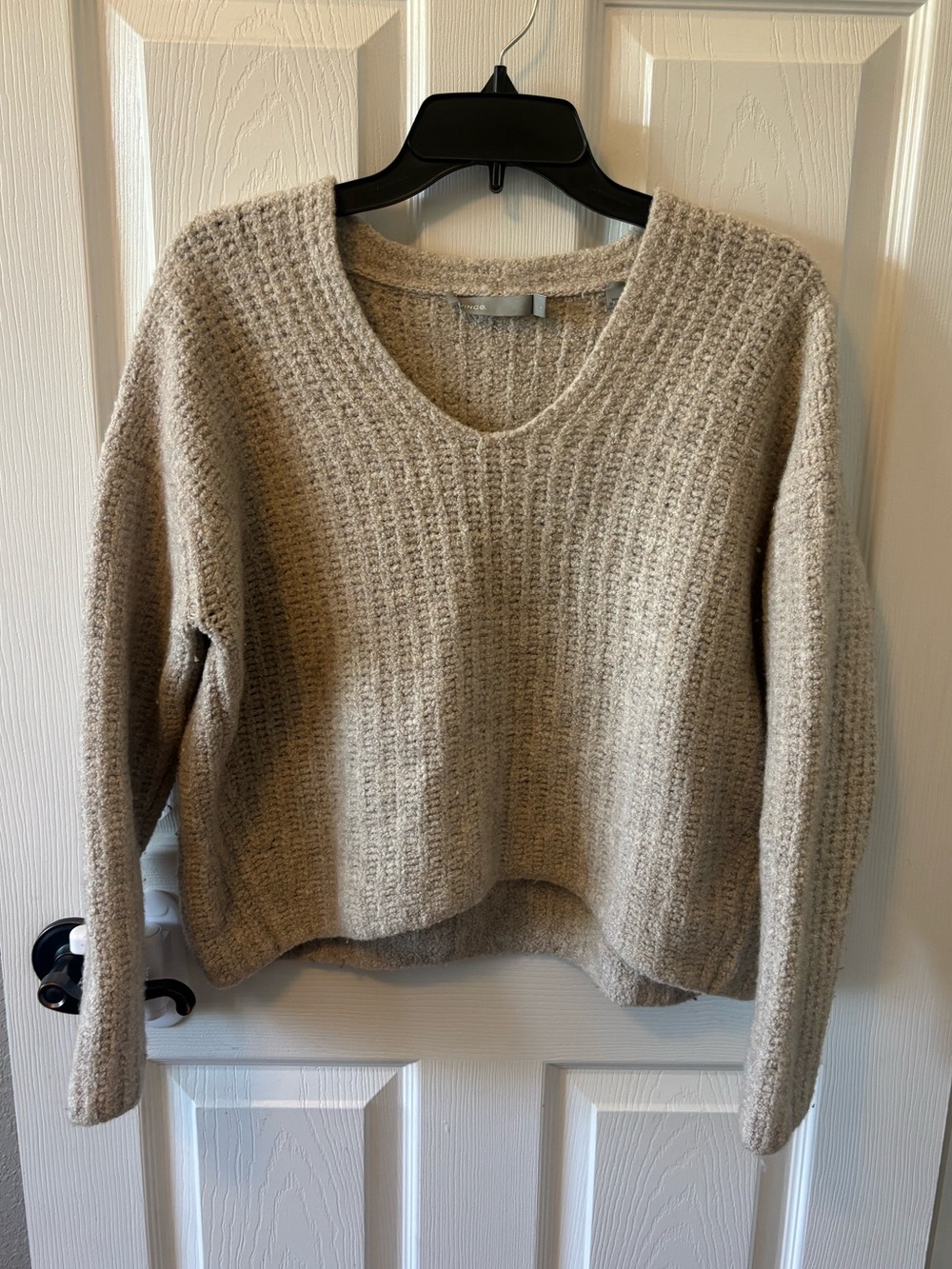 Vince Women’s Beige V Neck Pullover Sweater Cashmere Polyamide Large - Picture 2 of 8